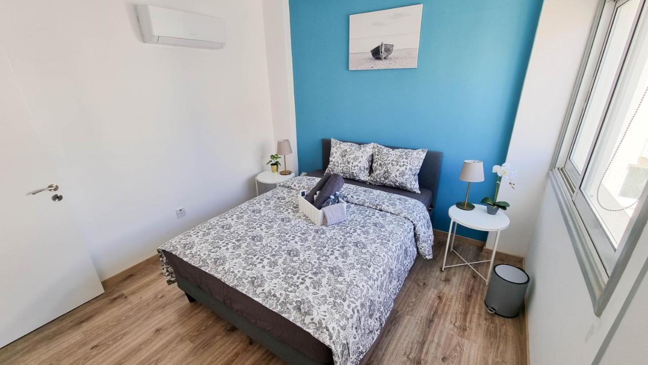 Modern Retreat: 2Br Stylish Apt With Comfy Rooms! Smart Tv With 200Mbps Internet Larnaca Dış mekan fotoğraf